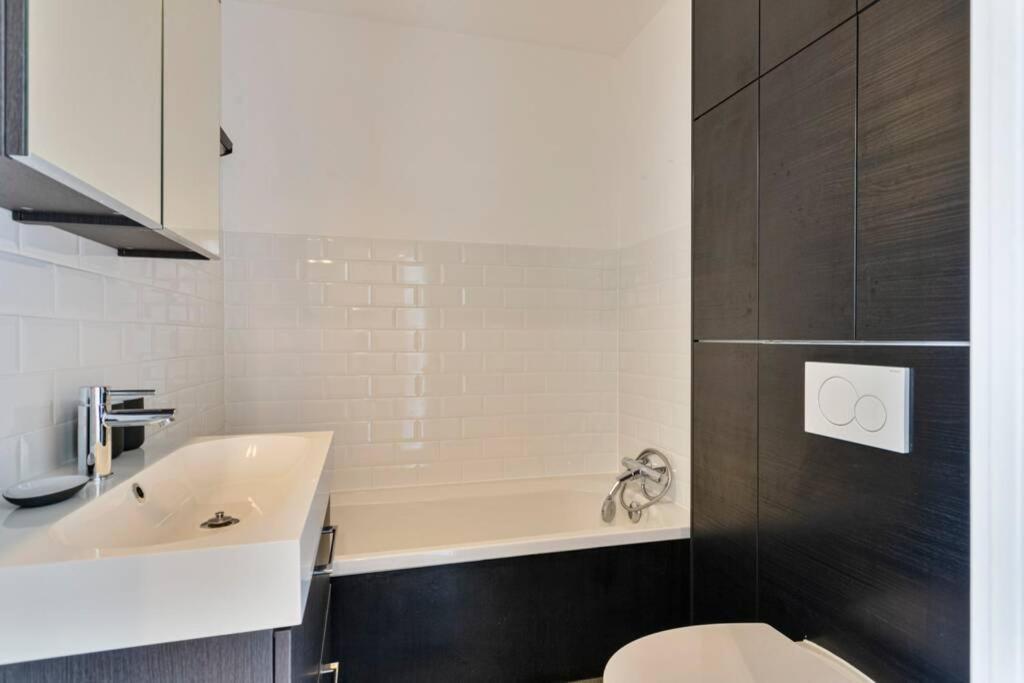 New-York Style Studio Apartment Antwerpen Ngoại thất bức ảnh